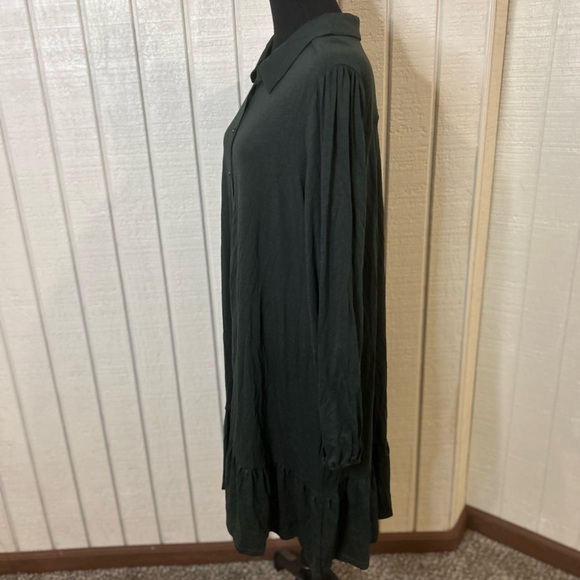 Boden Tiered Jersey Shirt Mini Dress, size 16/18R. - Picture 4 of 9